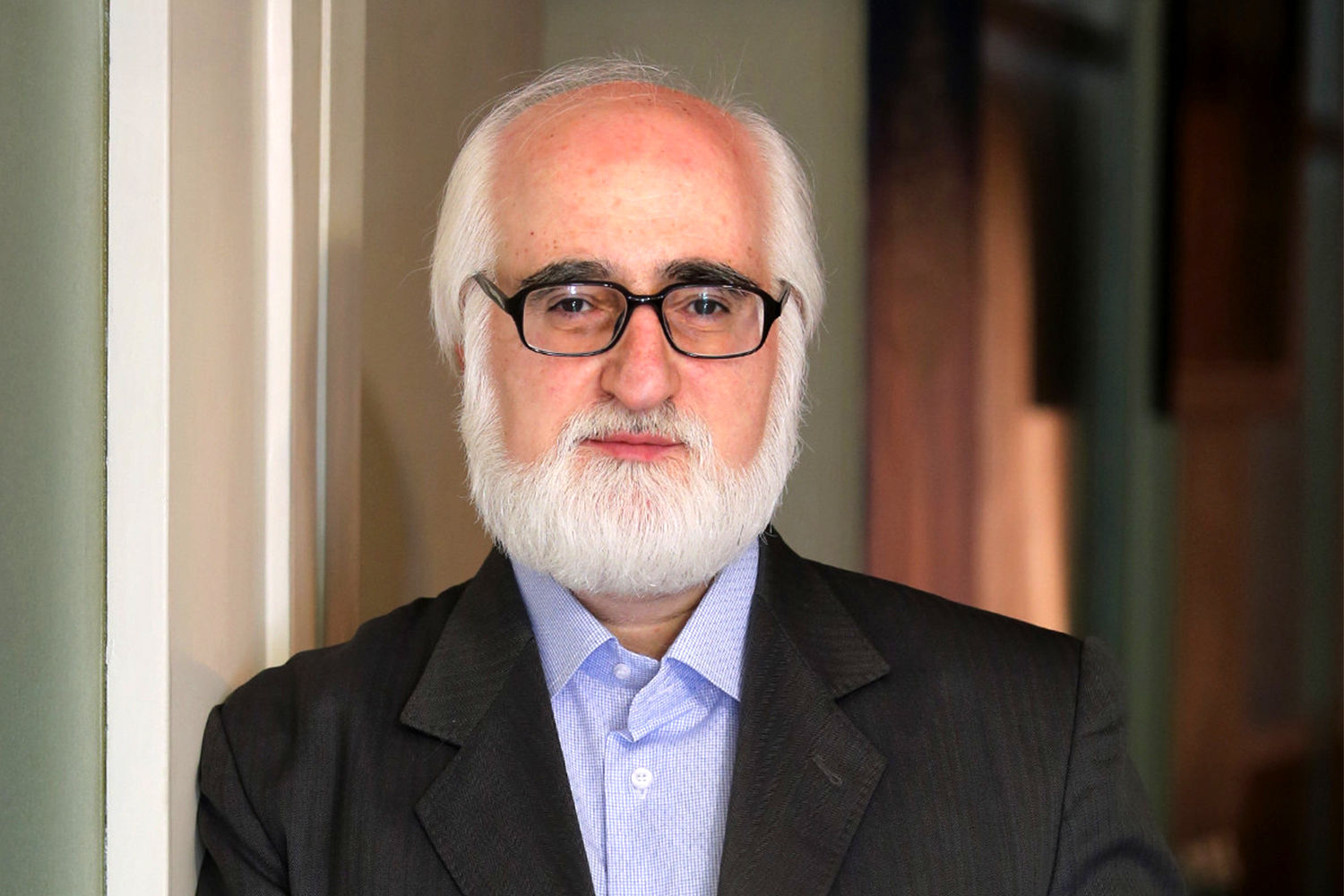 <strong>تصویری از جواد محقق</strong>