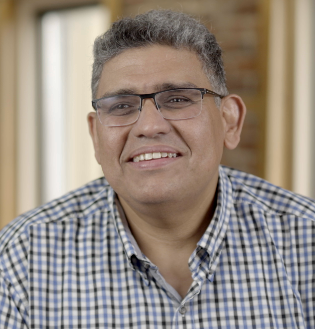 دکتر احمد حسن