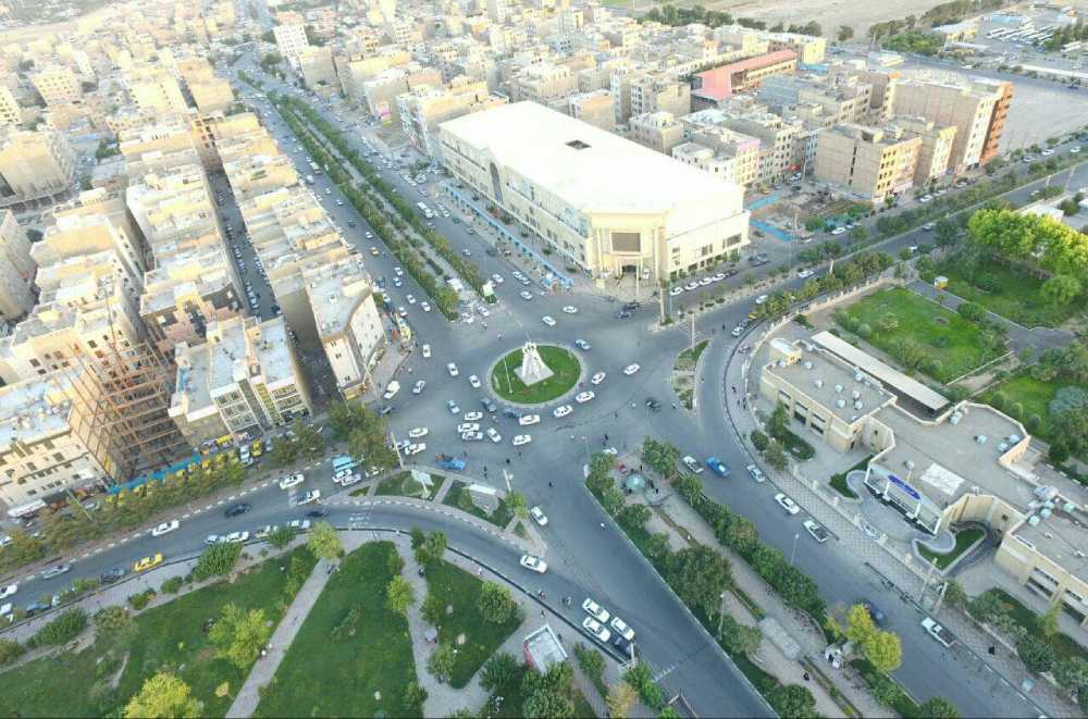 میدان هفت تیر، بهارستان