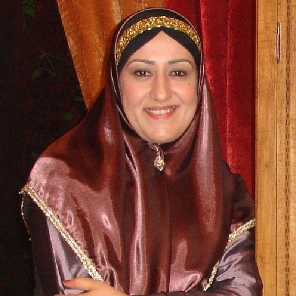 فاطمه هاشمی در [[قهوه تلخ
