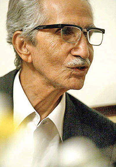 <strong>محمود شاهرخی «جذبه»</strong>