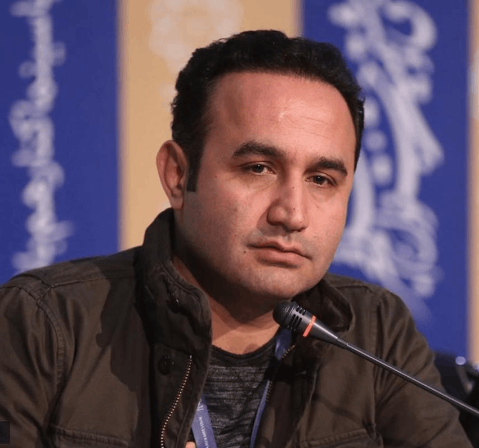 نوید محمودی