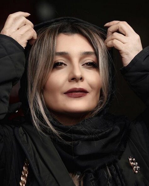 ساره بیات