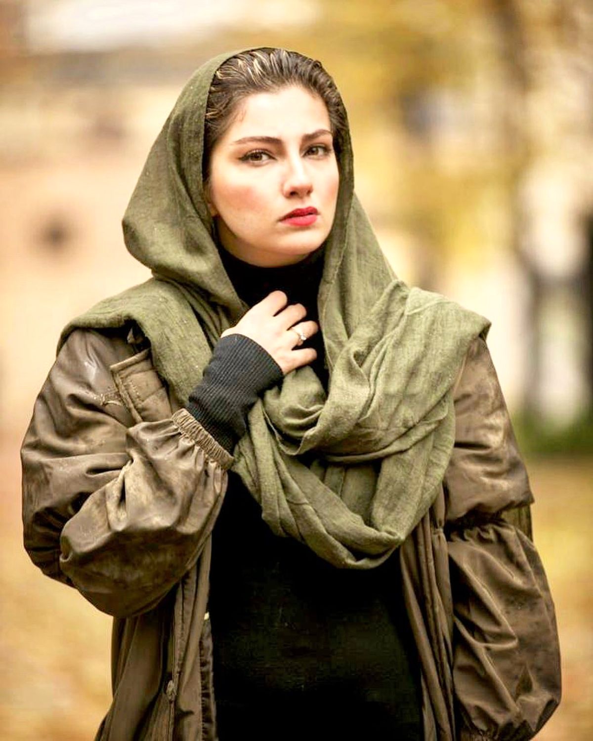 محیا دهقانی