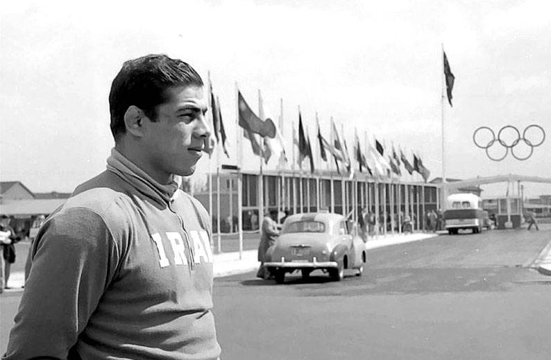 <strong>غلامرضا تختی</strong>