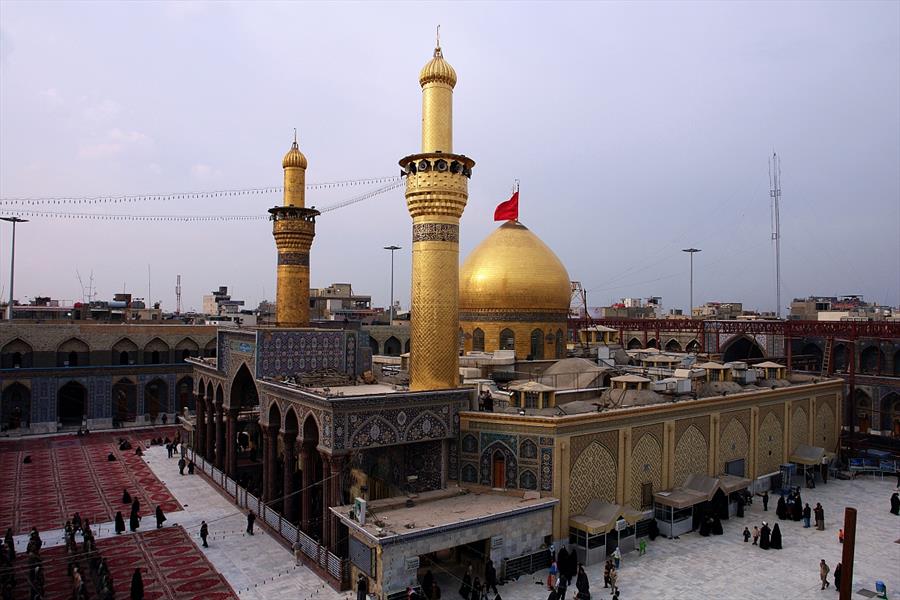 گنبد و گلدسته‌های حرم امام حسین