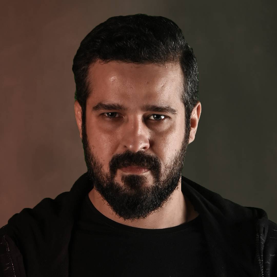 <strong>مجتبی پیرزاده</strong>