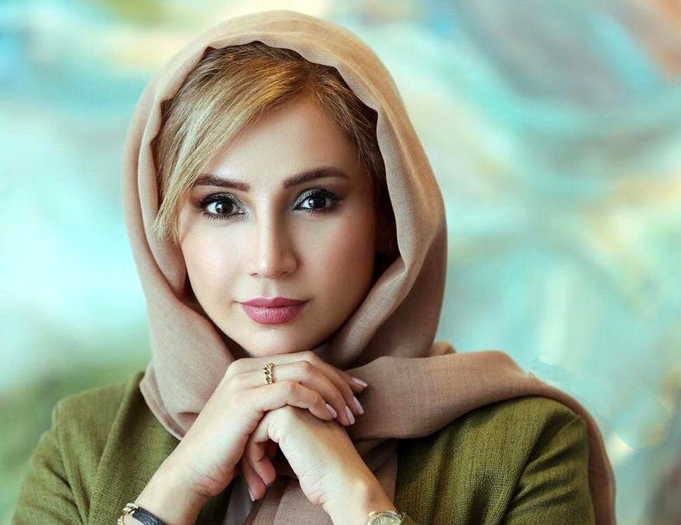 شبنم قلی‌خانی