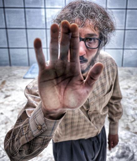 پرونده:فیلم مرد عینکی.jpg