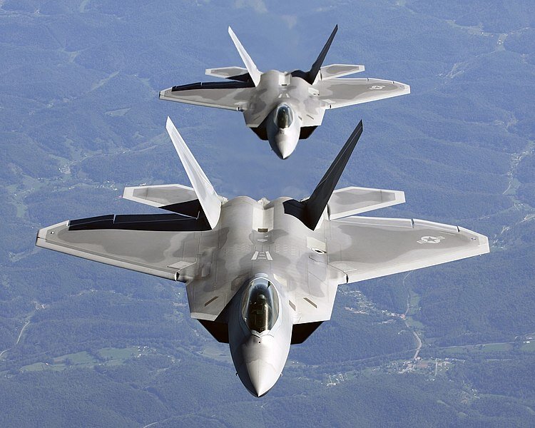 پرونده:جنگنده F-22.jpg