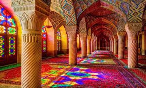 مسجد نصیرالملک شیرازی - مسجد صورتی