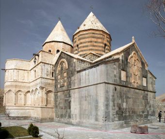 کلیسای قره کلیسا (قدیمی ترین کلیسای جهان)