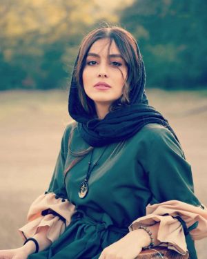 فهیمه مومنی