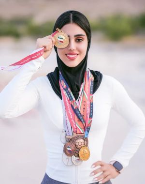 سپیده عظیمی