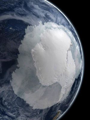 تصویر قطب جنوب از فضا.jpg