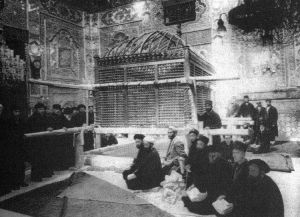 اولین ضریح روی قبر امام رضا