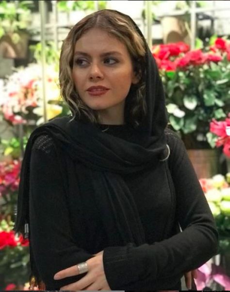 پرونده:غزال نظر.jpg