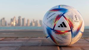 تصویر توپی که در آخرین جام جهانی فوتبال (2022 قطر) استفاده شد