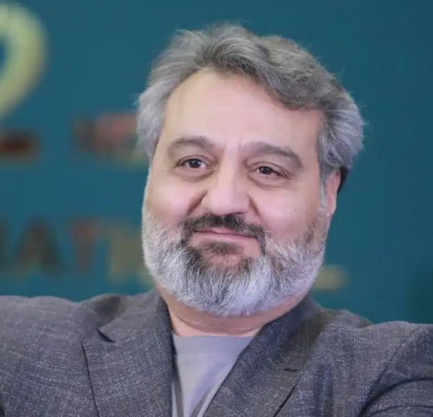 پرونده:داریوش یاری.jpg